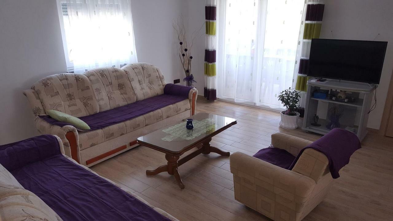 Apartment Rose Pula Eksteriør billede